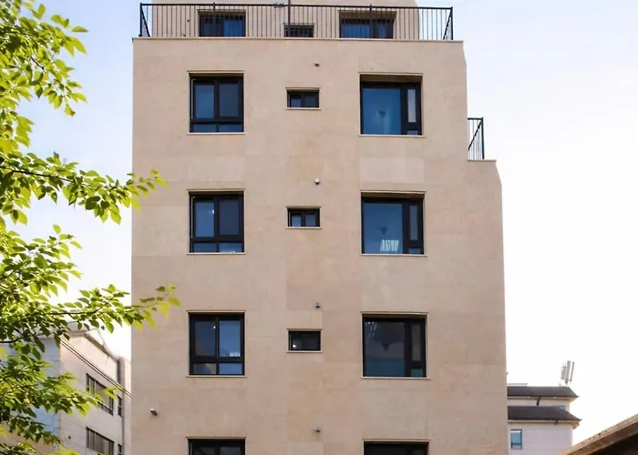 Appartement 403 Newly Opened Yeonnam, 5 Minutes From Hongdae Airport Bus Yeonhui Private 4person Modern Wood Black Séoul